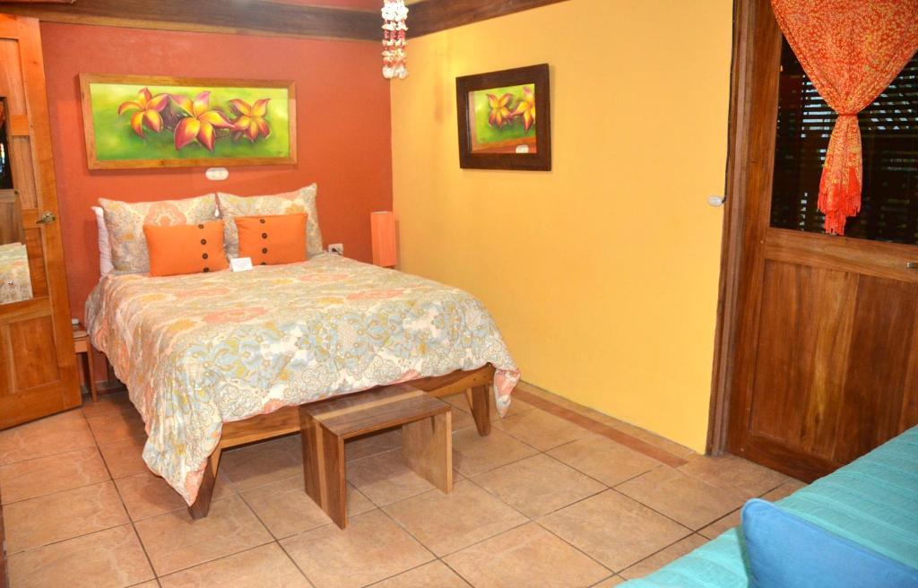 Physis Caribbean Bed & Breakfast Puerto Viejo de Talamanca ภายนอก รูปภาพ