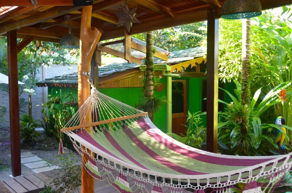 Physis Caribbean Bed & Breakfast Puerto Viejo de Talamanca ภายนอก รูปภาพ