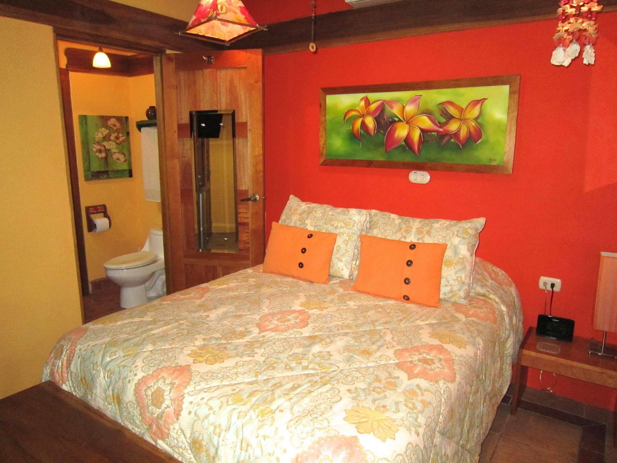 Physis Caribbean Bed & Breakfast Puerto Viejo de Talamanca ภายนอก รูปภาพ
