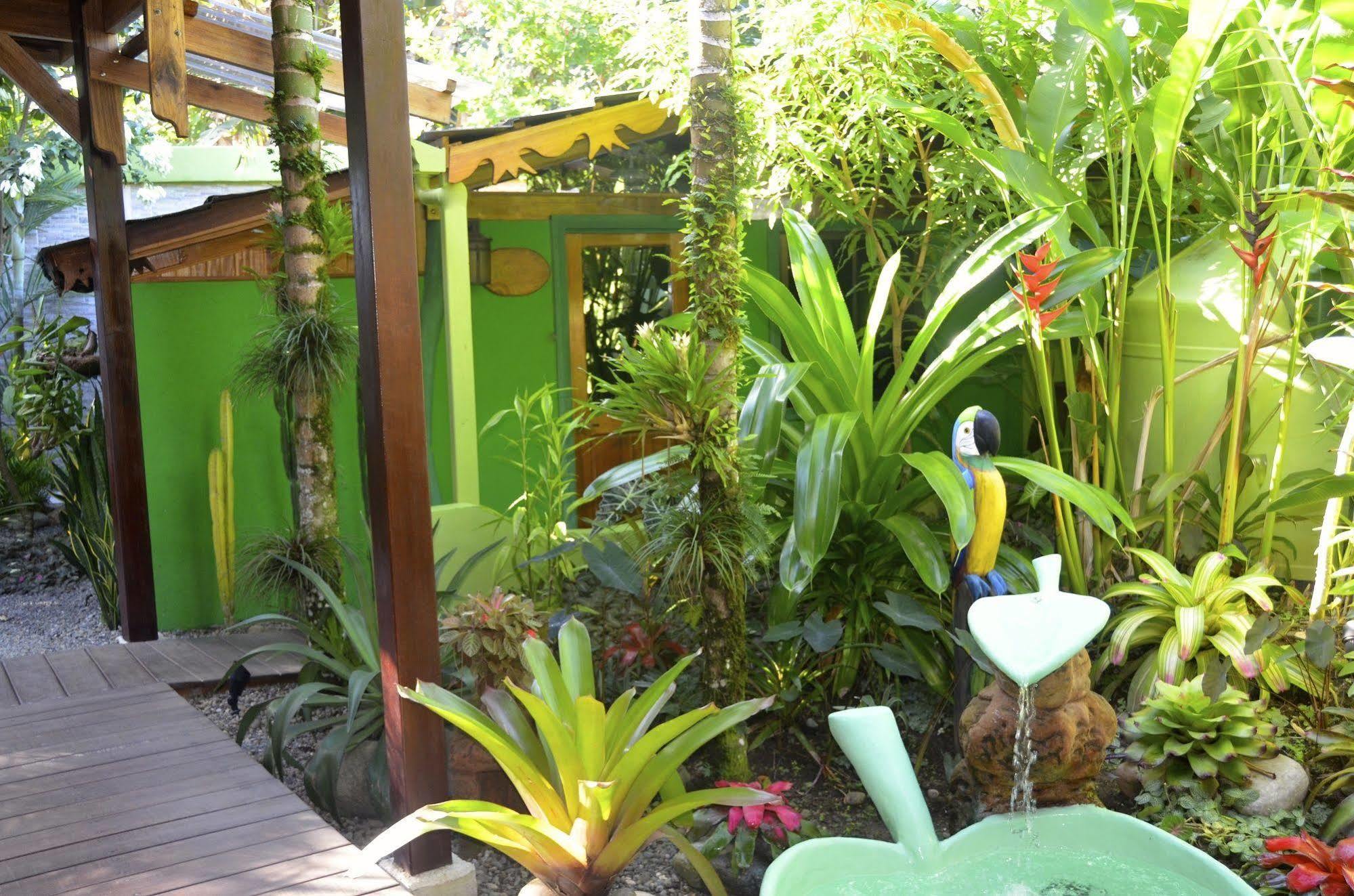 Physis Caribbean Bed & Breakfast Puerto Viejo de Talamanca ภายนอก รูปภาพ